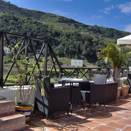 Апартаменты Mit Privatem Balkon Und Meerblick Im Rustikalen Stil