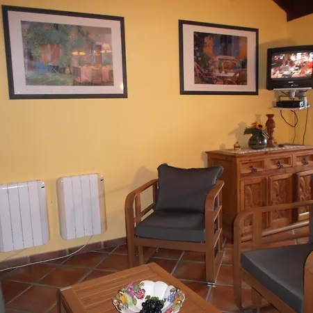 아파트 Mit Privatem Balkon Und Meerblick Im Rustikalen Stil *